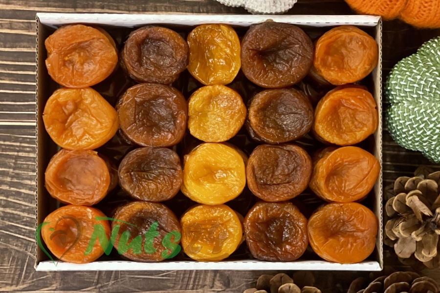 Курага ассорти в коробочке 1 кг (Узбекистан)